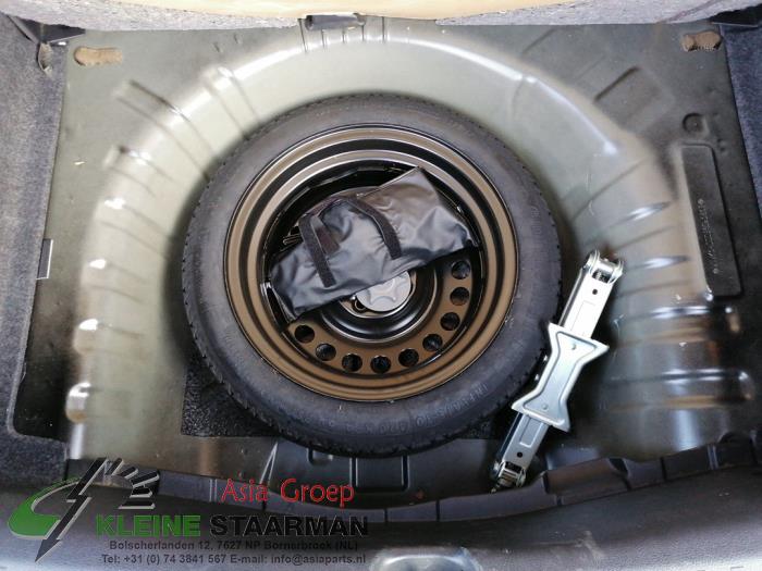 Nissan Micra 0.9 IG-T 12V Sloopvoertuig (2017, Zwart)