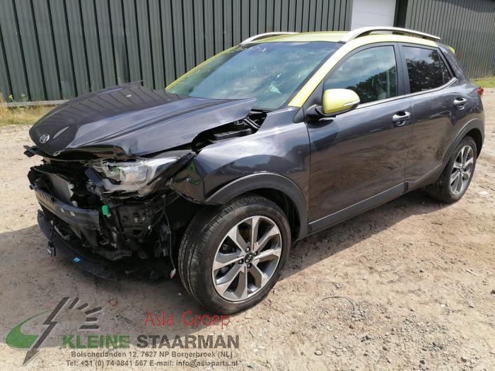 Kia Stonic 1.0i T-GDi 12V Sloopvoertuig (2018, Donker, Grijs, Groen)
