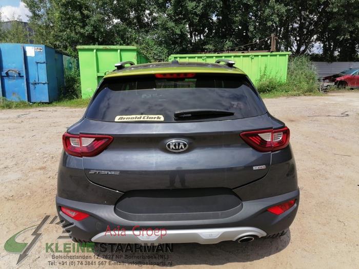 Kia Stonic 1.0i T-GDi 12V Sloopvoertuig (2018, Donker, Grijs, Groen)