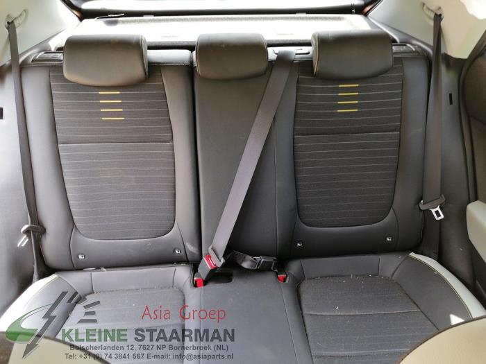 Kia Stonic 1.0i T-GDi 12V Sloopvoertuig (2018, Donker, Grijs, Groen)