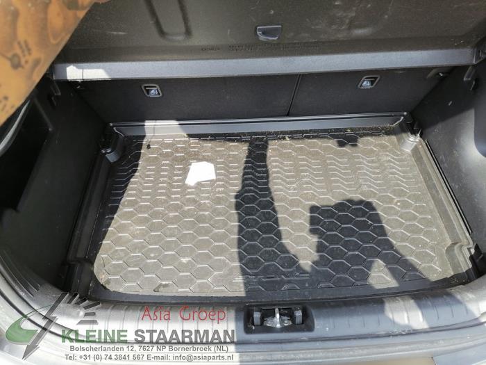 Kia Stonic 1.0i T-GDi 12V Sloopvoertuig (2018, Donker, Grijs, Groen)