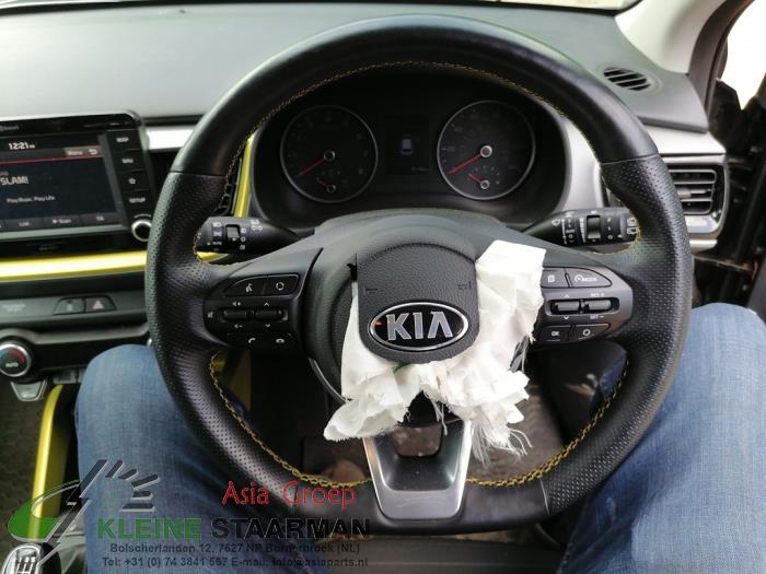 Kia Stonic 1.0i T-GDi 12V Sloopvoertuig (2018, Donker, Grijs, Groen)