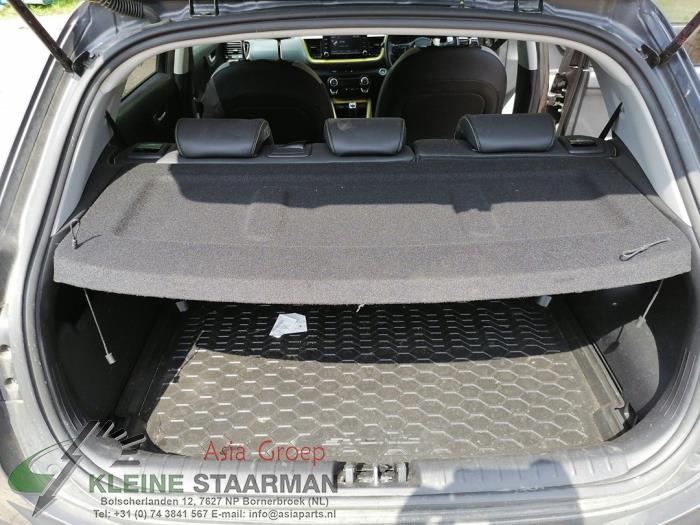 Kia Stonic 1.0i T-GDi 12V Sloopvoertuig (2018, Donker, Grijs, Groen)