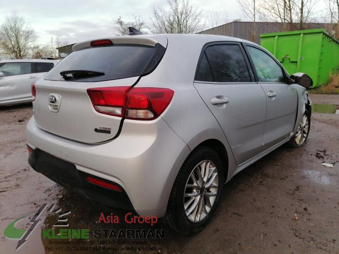 Kia Rio IV 1.0i T-GDi 100 12V Sloopvoertuig (2019, Grijs)