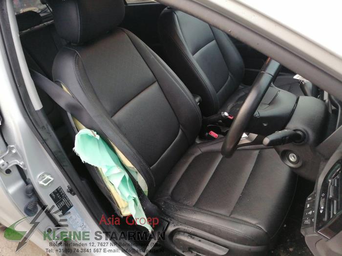 Kia Rio IV 1.0i T-GDi 100 12V Sloopvoertuig (2019, Grijs)