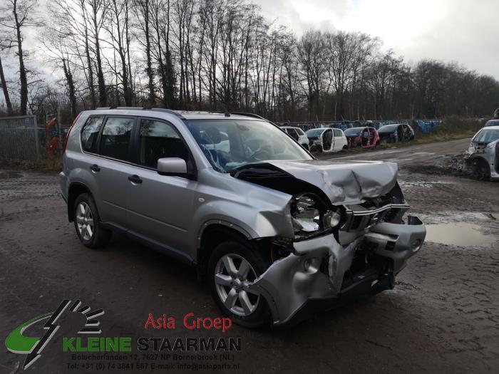 Nissan X-Trail 2.0 16V XE,SE,LE 4x4 Sloopvoertuig (2008, Grijs)