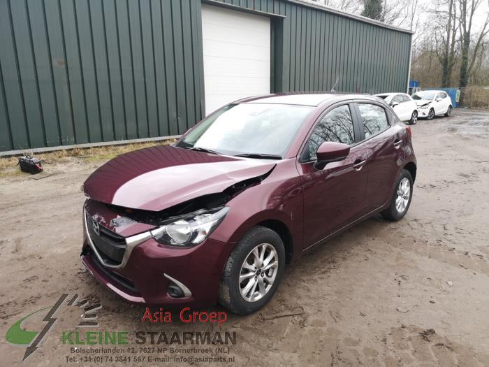 Mazda 2 1.5 SkyActiv-G 90 Sloopvoertuig (2018, Paars)