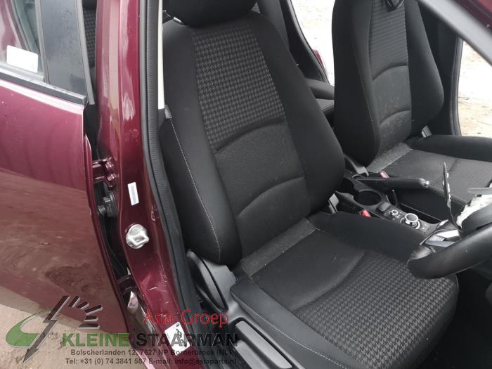 Mazda 2 1.5 SkyActiv-G 90 Sloopvoertuig (2018, Paars)