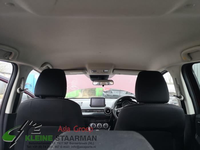 Mazda 2 1.5 SkyActiv-G 90 Sloopvoertuig (2018, Paars)