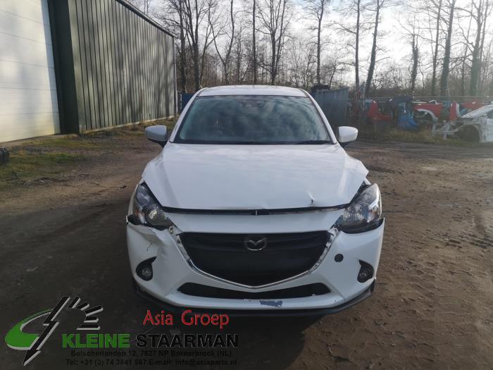 Mazda 2 1.5 SkyActiv-G 90 Sloopvoertuig (2016, Wit)