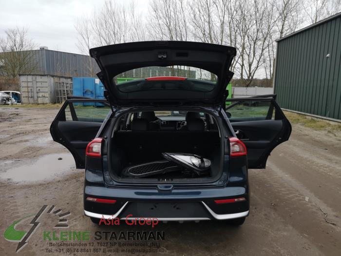 Kia Niro I 1.6 GDI Hybrid Sloopvoertuig (2016, Blauw)