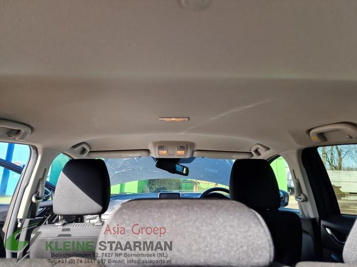 Mazda 3 2.0 SkyActiv-G 120 16V Sloopvoertuig (2015, Bruin)