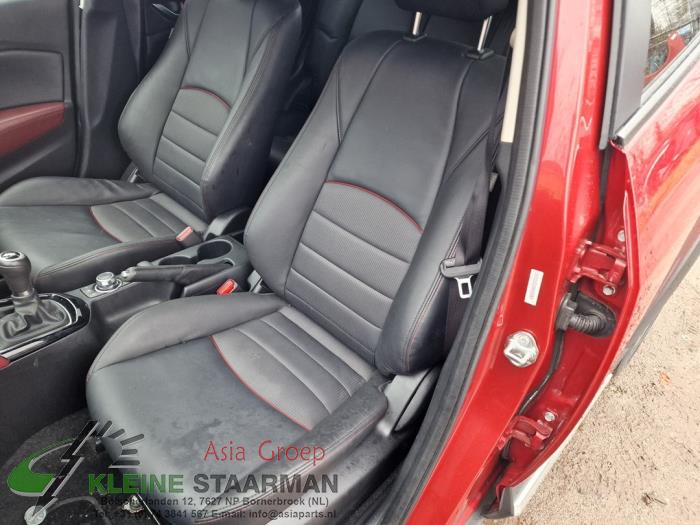 Mazda CX-3 1.5 Skyactiv D 105 16V Sloopvoertuig (2017, Rood)