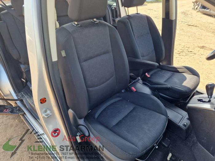 Mazda 5 2.0i 16V Sloopvoertuig (2009, Grijs)