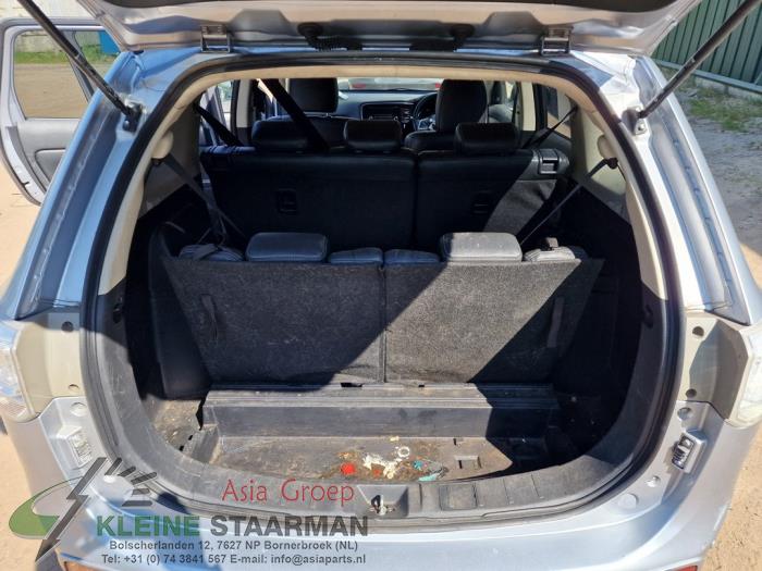 Mitsubishi Outlander 2.2 DI-D 16V Clear Tec 4x4 Sloopvoertuig (2015, Grijs)