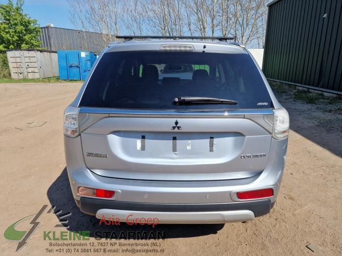 Mitsubishi Outlander 2.2 DI-D 16V Clear Tec 4x4 Sloopvoertuig (2015, Grijs)