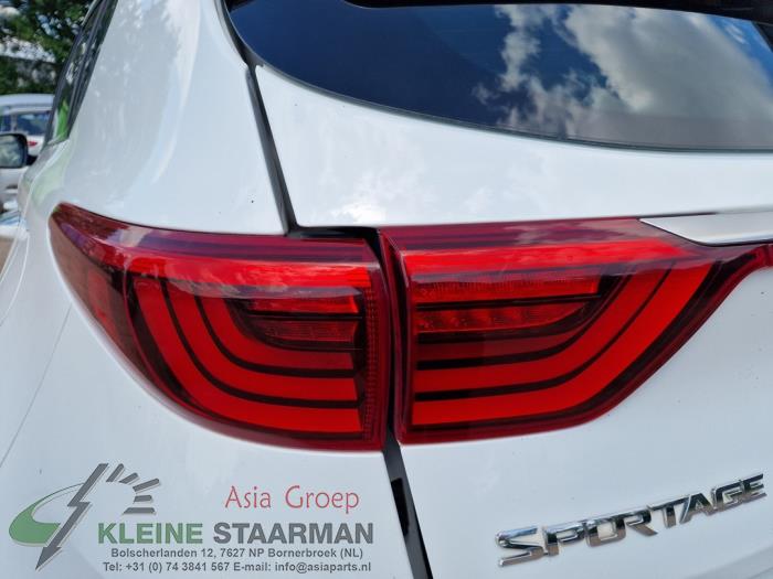 Kia Sportage 1.6 T-GDI 177 16V 4x4 Sloopvoertuig (2017, Wit)