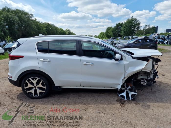 Kia Sportage 1.6 T-GDI 177 16V 4x4 Sloopvoertuig (2017, Wit)