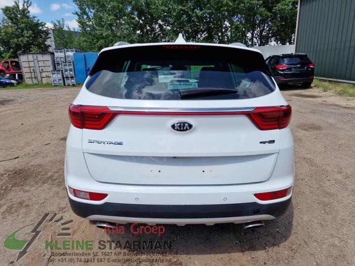Kia Sportage 1.6 T-GDI 177 16V 4x4 Sloopvoertuig (2017, Wit)