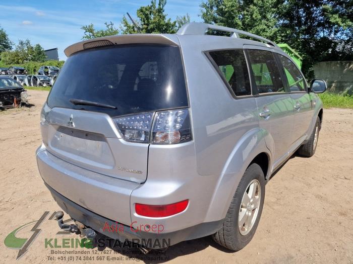 Mitsubishi Outlander 2.4 16V Mivec 4x2 Sloopvoertuig (2008, Grijs)