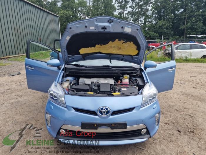 Toyota Prius 1.8 16V Plug-in Sloopvoertuig (2013, Blauw)