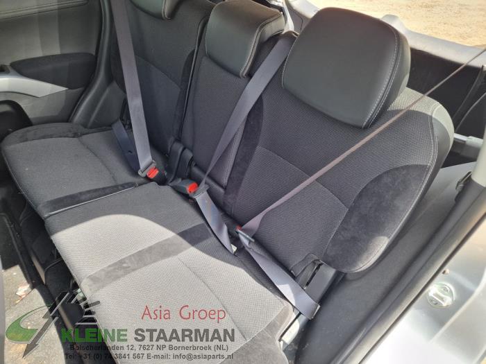 Mitsubishi Outlander 2.0 16V 4x2 Sloopvoertuig (2010, Grijs)