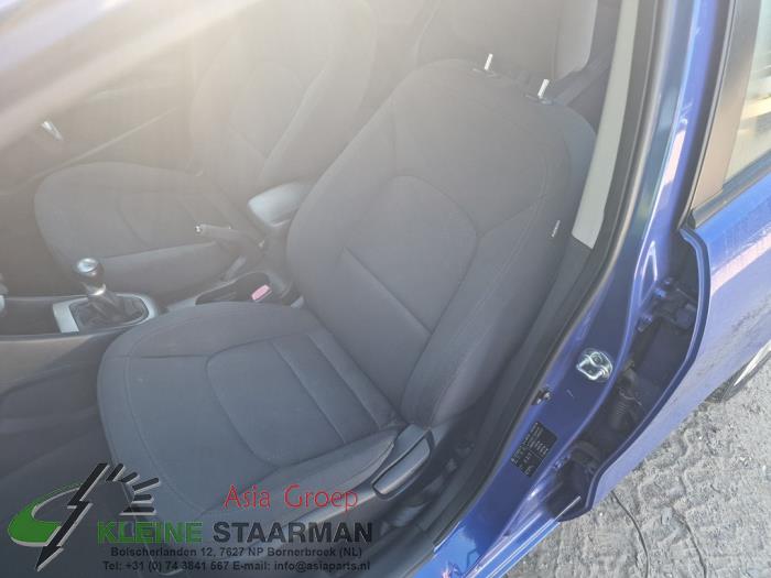 Kia Rio III 1.2 CVVT 16V Sloopvoertuig (2013, Blauw)