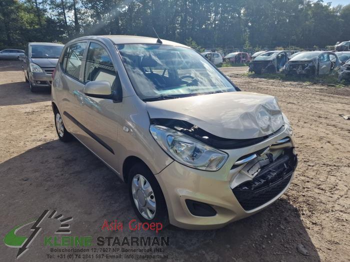 Hyundai i10 1.2i 16V Sloopvoertuig (2011, Beige)