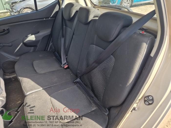 Hyundai i10 1.2i 16V Sloopvoertuig (2011, Beige)