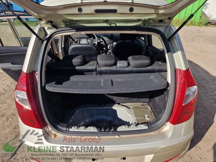 Hyundai i10 1.2i 16V Sloopvoertuig (2011, Beige)