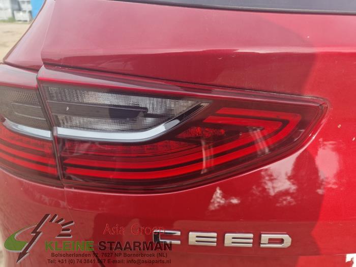 Kia Ceed 1.4 T-GDI 16V Sloopvoertuig (2020, Rood)