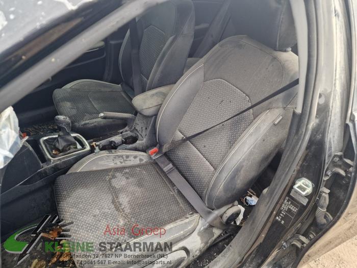 Kia Ceed 1.4 T-GDI 16V Sloopvoertuig (2020, Zwart)