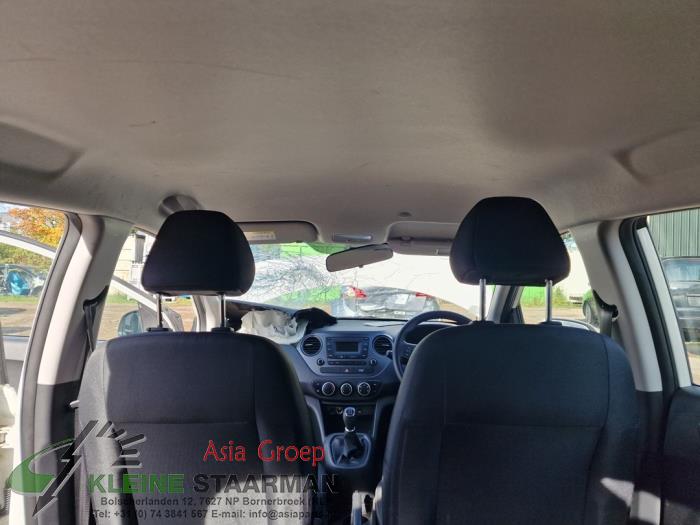 Hyundai i10 1.0 12V Sloopvoertuig (2018, Wit)