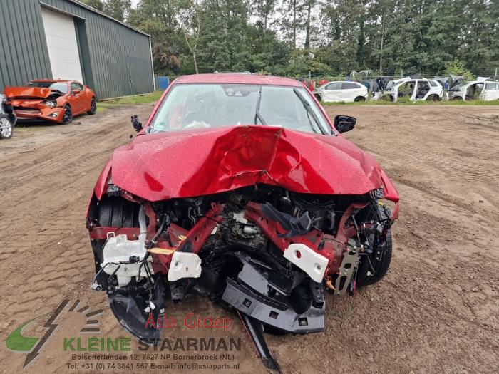 Mazda 6 2.0 SkyActiv-G 165 16V Sloopvoertuig (2015, Rood)