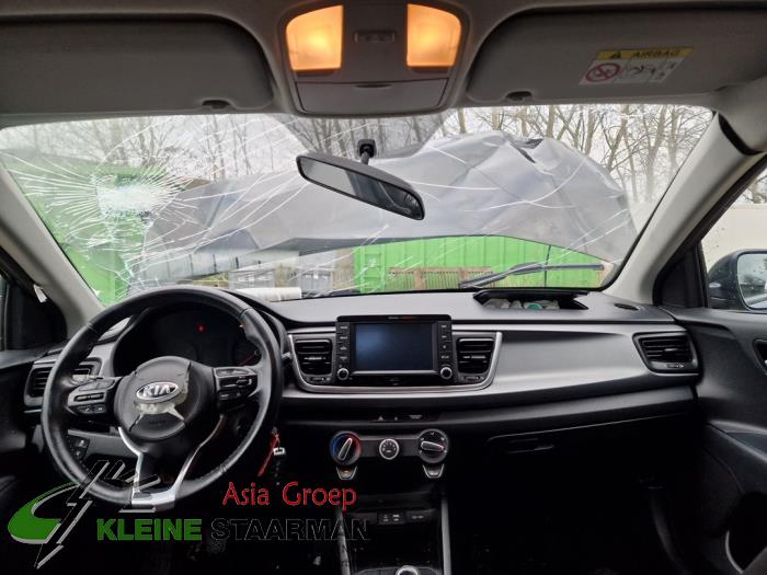 Kia Rio IV 1.0i T-GDi 100 12V Sloopvoertuig (2017, Zwart)