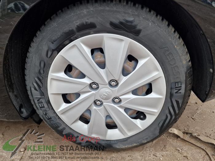 Kia Rio IV 1.0i T-GDi 100 12V Sloopvoertuig (2017, Zwart)