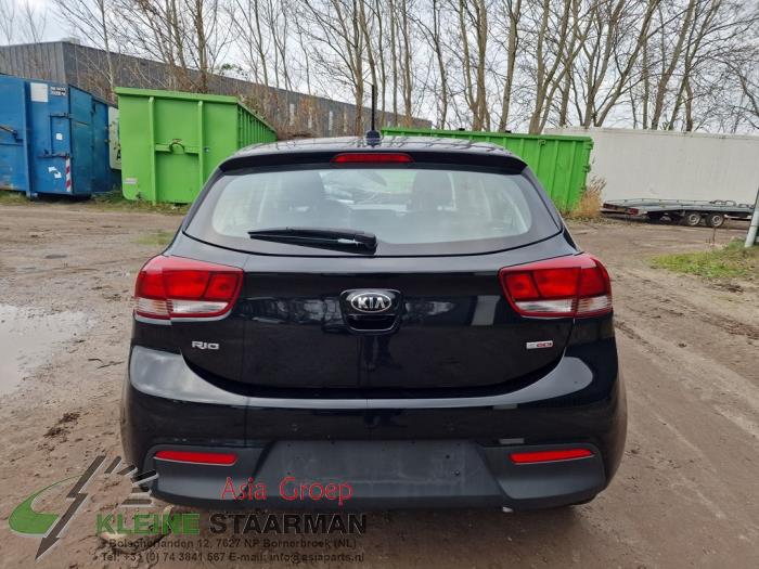 Kia Rio IV 1.0i T-GDi 100 12V Sloopvoertuig (2017, Zwart)
