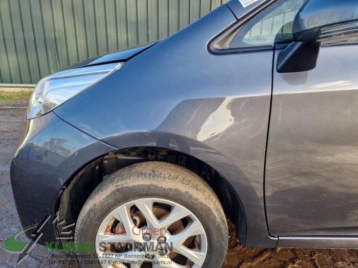 Toyota Verso S 1.33 16V Dual VVT-I Sloopvoertuig (2016, Grijs)