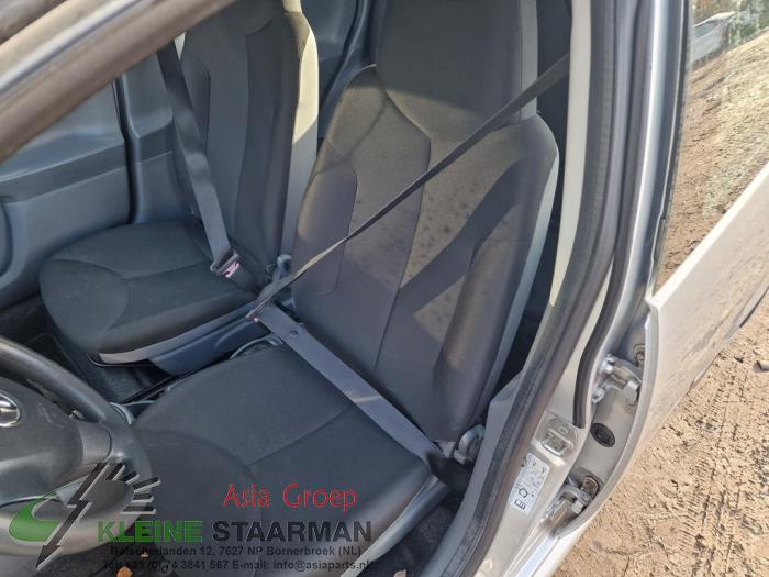 Toyota Aygo 1.0 12V VVT-i Sloopvoertuig (2011, Grijs)