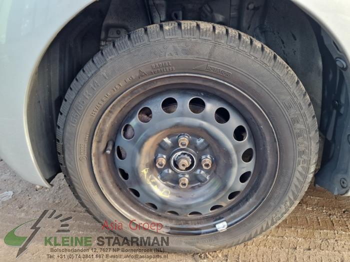 Toyota Aygo 1.0 12V VVT-i Sloopvoertuig (2011, Grijs)