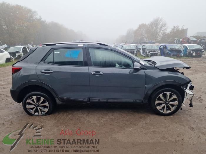 Kia Stonic 1.0i T-GDi 12V Sloopvoertuig (2021, Donker, Grijs)