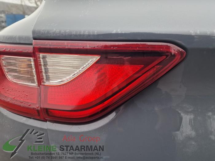 Kia Stonic 1.0i T-GDi 12V Sloopvoertuig (2021, Donker, Grijs)