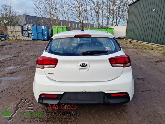 Kia Rio IV 1.2 MPI 16V Sloopvoertuig (2017, Wit)