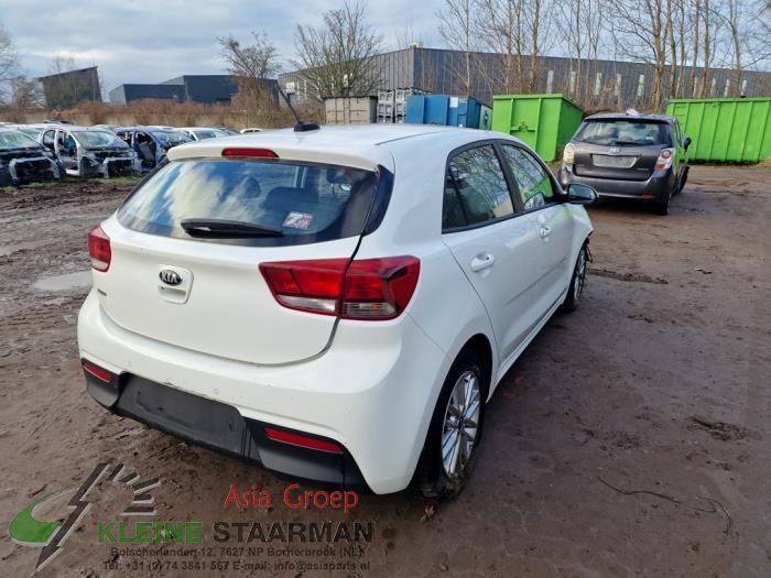 Kia Rio IV 1.2 MPI 16V Sloopvoertuig (2017, Wit)