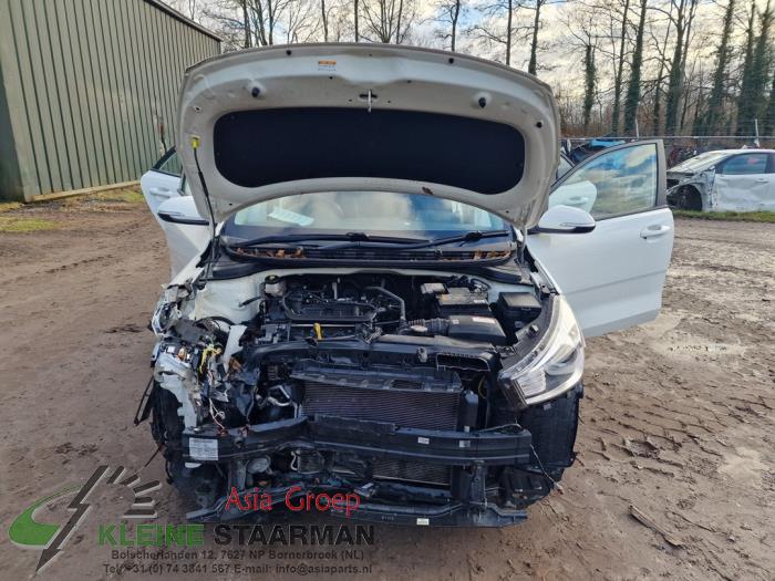 Kia Rio IV 1.2 MPI 16V Sloopvoertuig (2017, Wit)