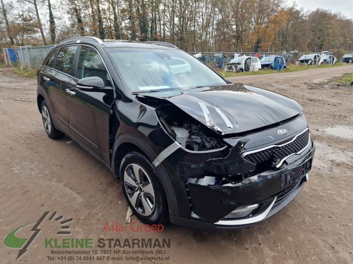 Kia Niro I 1.6 GDI Hybrid Sloopvoertuig (2018, Zwart)
