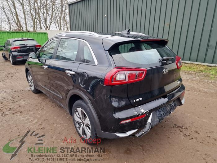 Kia Niro I 1.6 GDI Hybrid Sloopvoertuig (2018, Zwart)