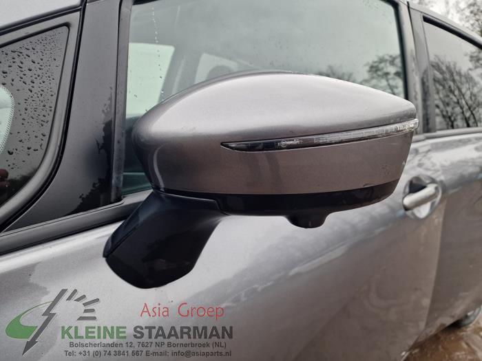 Nissan Note 1.2 DIG-S 98 Sloopvoertuig (2015, Donker, Grijs)