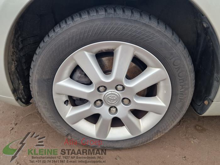 Toyota Corolla Verso 1.8 16V VVT-i Sloopvoertuig (2006, Grijs)