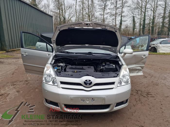 Toyota Corolla Verso 1.8 16V VVT-i Sloopvoertuig (2006, Grijs)